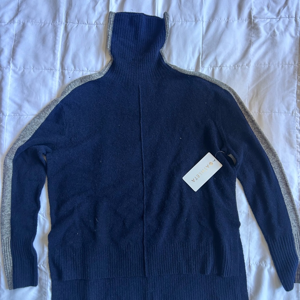 Athleta Navy and Gray Turtleneck Sweater